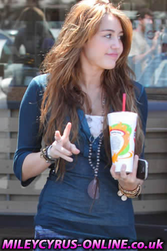 miley (44)