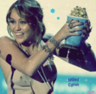 Miley Cyrus - poze glitter cu vedete