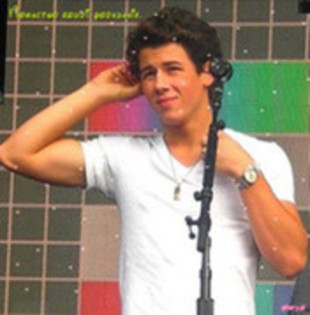 29770345_VKETPGZDK - Nick Jonas