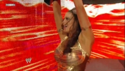 normal_WWE_Royal_Rumble_2011_HDTV_(1)_mkv_000634567 - eve cu lacrimi in ochi de fericire