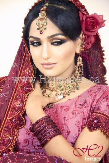 76651_175963799080533_171394736204106_648942_312496_n