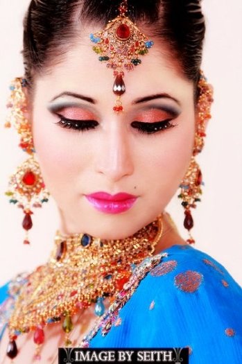 2346_1087231627219_1419280954_30270971_3583_n