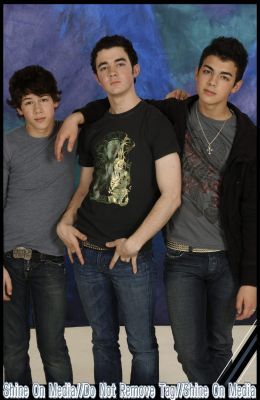 Jonas Brothers (5) - Jonas Brothers