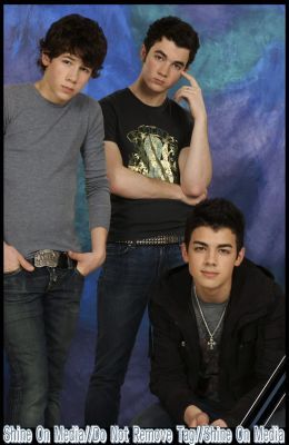 Jonas Brothers (6) - Jonas Brothers