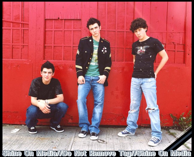 Jonas Brothers (52)