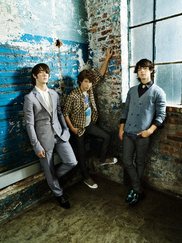Jonas Brothers (18) - Jonas Brothers