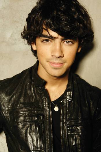Joe (16)