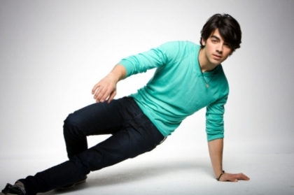 Joe (22)