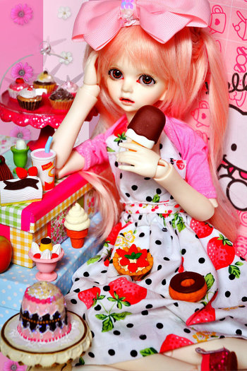 cupcake_honey_l_by_candyangelz-d32tv2u