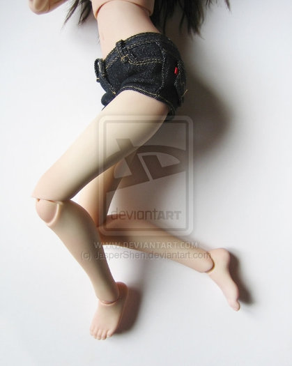 Lying_and_Moving_by_JasperShen