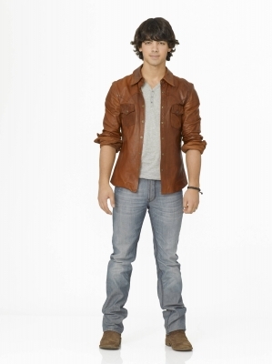 Joe (10)