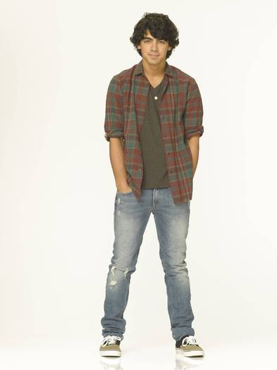 Joe (24)