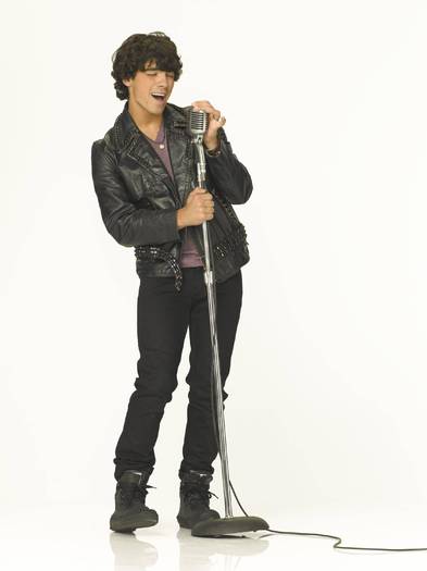 Joe (30) - Joe Jonas
