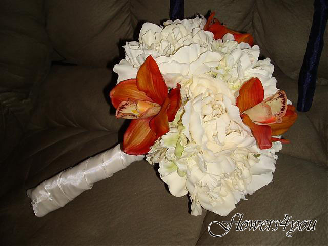 buchet-mireasa-din-hortensia-si-orhidee2 - Buchete
