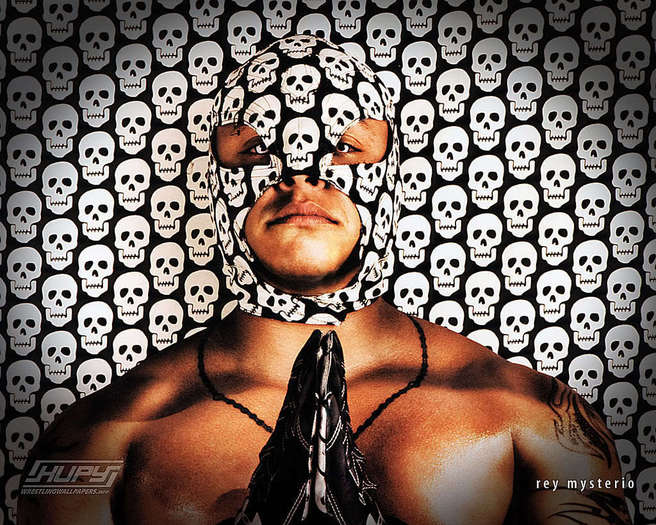 Rey-Mysterio-rey-mysterio-14772029-1024-819