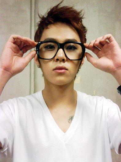 beastsoletica0 - Yong Jun Hyung