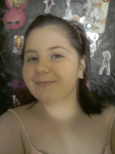 Mimi~Hannah; Eu lanaga usa , care e si ea plina de "HANNAH"...!!
