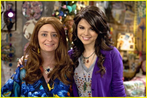 2qb6kxj - Selena Gomez