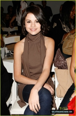 21cxkpc - Selena Gomez