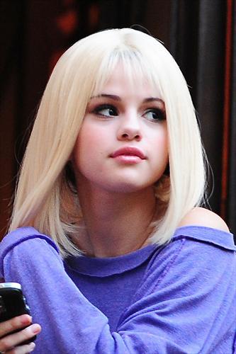 54degh - Selena Gomez