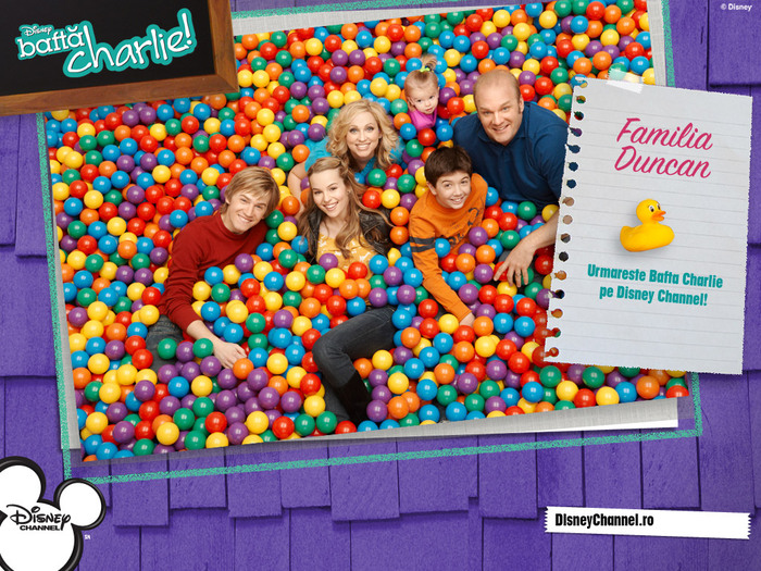 wallPaper_glc_charlie_1024x768 - good luck charlie