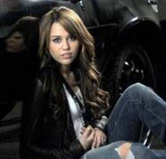 23764261_SMDNGVFHV - Miley Cyrus