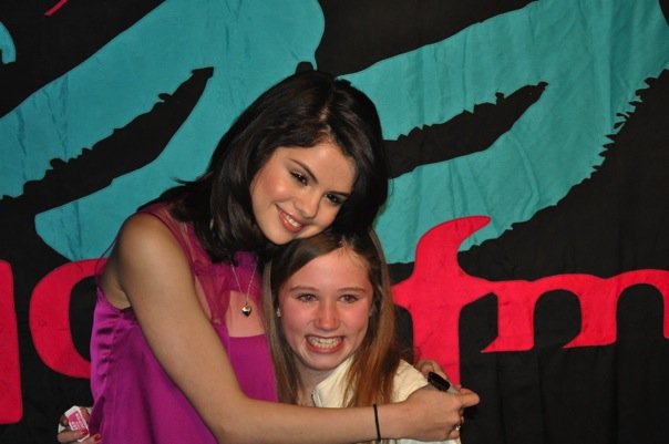 19355_303329020974_7961985974_3541420_7155559_n