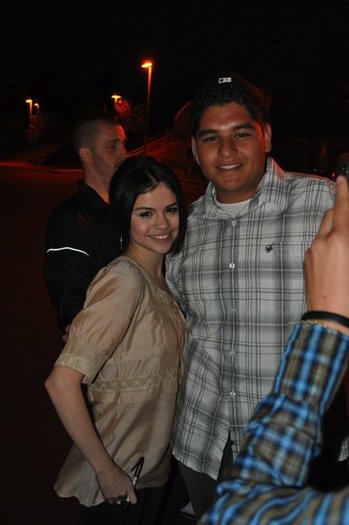 21839_326015995974_7961985974_3627796_7318592_n