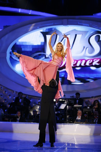 5 (1) - Andreea Balan