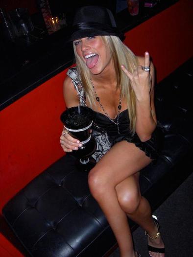 001(20) - xXX Kelly Kelly XXx