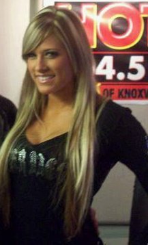 40570_144686808887211_141943412494884_278338_6061203_n - xXX Kelly Kelly XXx