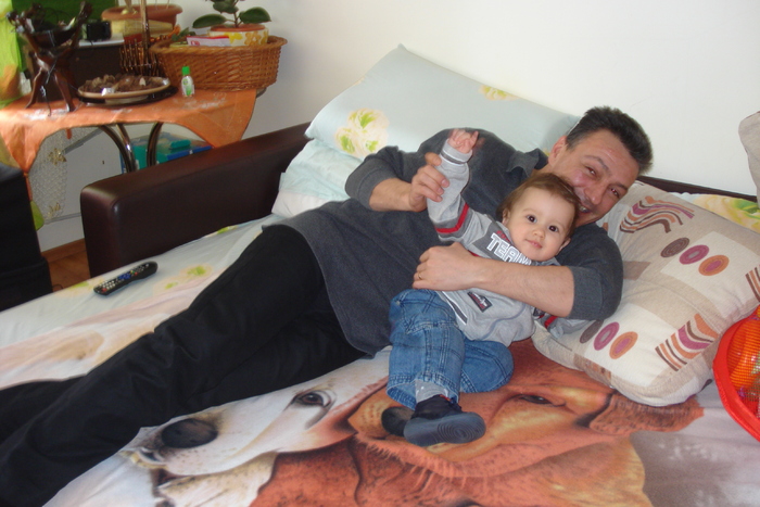 SUNTEM CEI MAI BUNI!