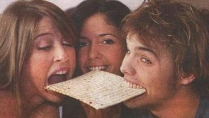 Florencia Bertotti-Florencia-Maceda-Franco-Randomemory_20100702