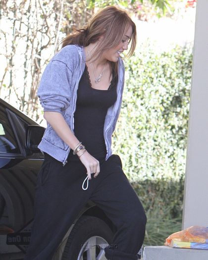 14 - Out and about in Hollywood - January 13 2010