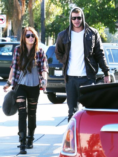 1 - Out and about in Los Angeles - January 23 2010