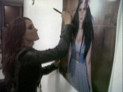 Img.20 - Dulce Anahi y Belinda Evento Oye 2011