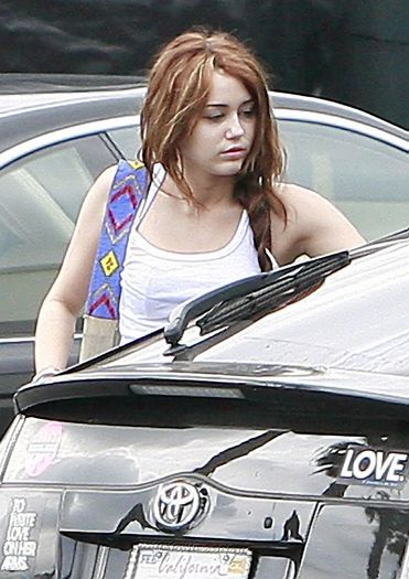 2 - Arriving to the Studio in Hollywood - February 4 2010