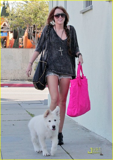 16 - Going to the Studio in Santa Monica - February 20 2010