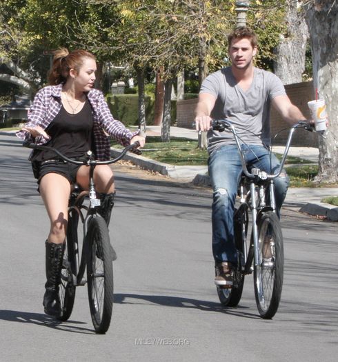 15 - Riding her bike in Toluca Lake - March 5 2010