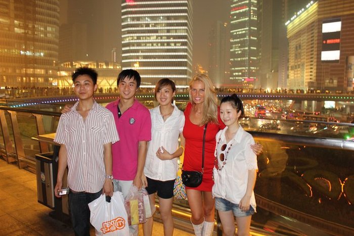 38581_429873129752_282443384752_4749387_325925_n - Andreea Banica