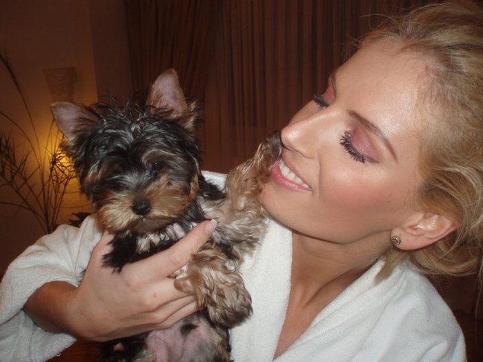 154878_486241999752_282443384752_5776246_870264_n - Andreea Banica