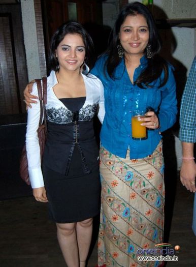 Zee-T- Seria- Choti-Bahu-Hot-Actress-Photos-10