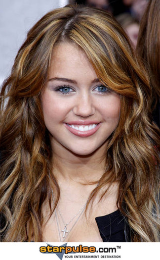Miley%20Cyrus-DGG-021782 - Destiny hope cyrus I love you