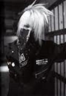 4 - 0-Reita-0