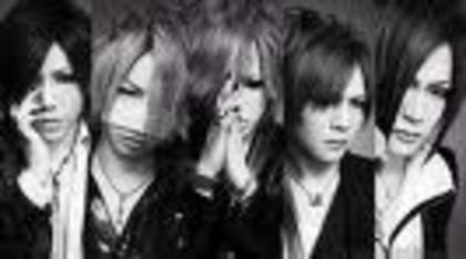 12 - The GazettE new look 2010