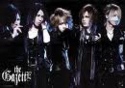 27 - The GazettE new look 2010