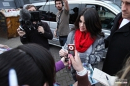 normal_005 - April 6th-Leaving MTV Studios__in London