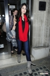 normal_009 - April 7th-Leaving Channel4 music stdios_London UK
