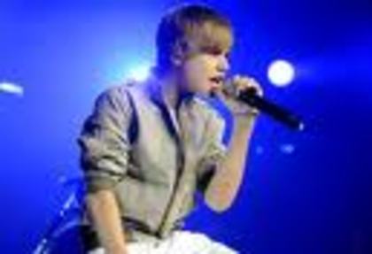 37 - Justin Bieber 2011