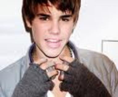 2 - Justin Bieber 2011
